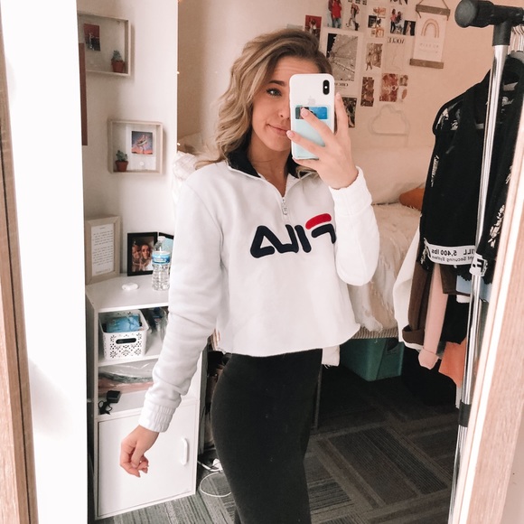 Fila Cropped Pullover!! - Picture 4 of 9